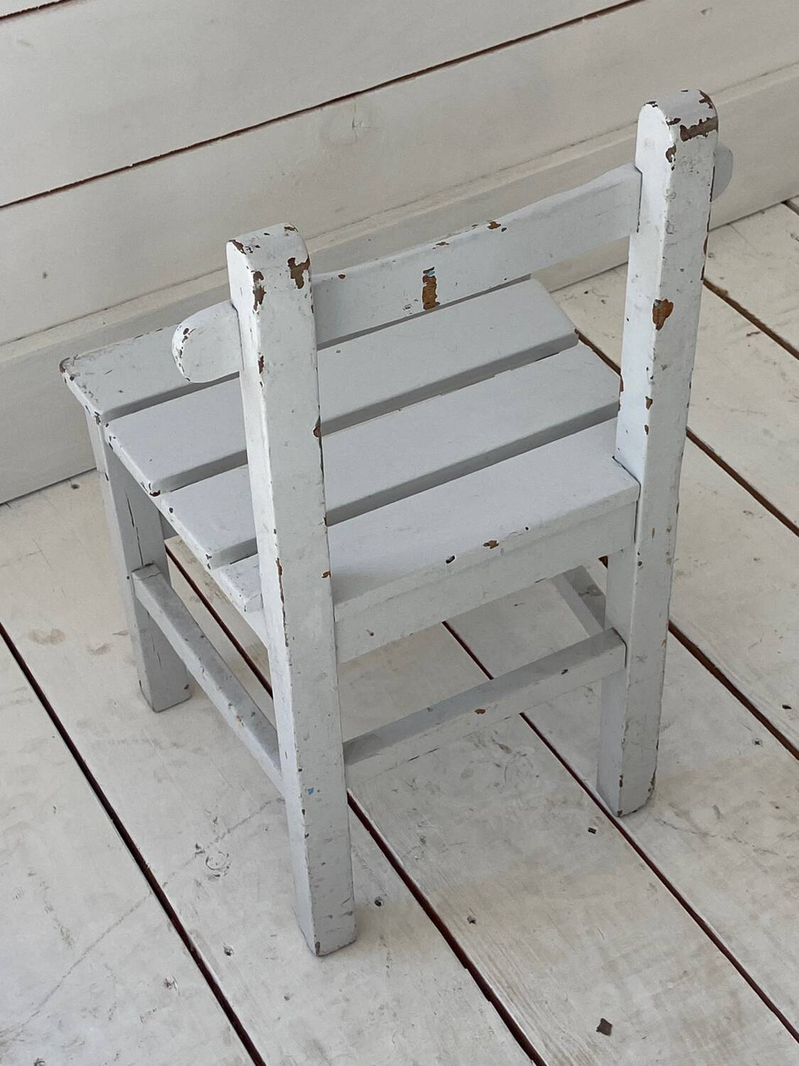 Pair of wooden children's chairs