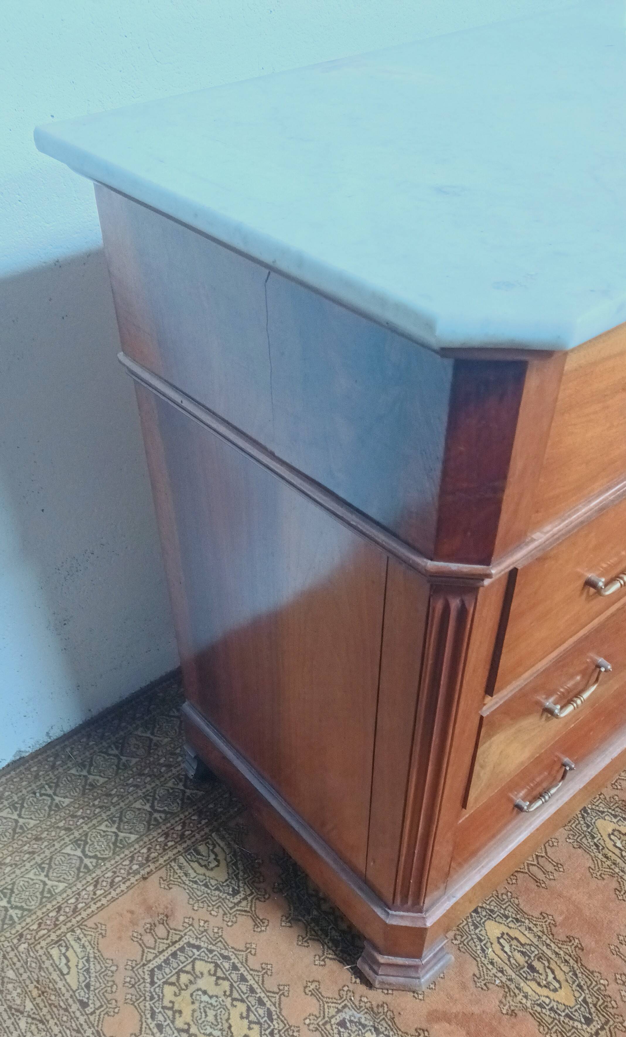 Louis Philippe walnut chest of drawers