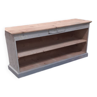 Shop counter