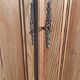 Armoire parisienne ancienne sapin brute 1900