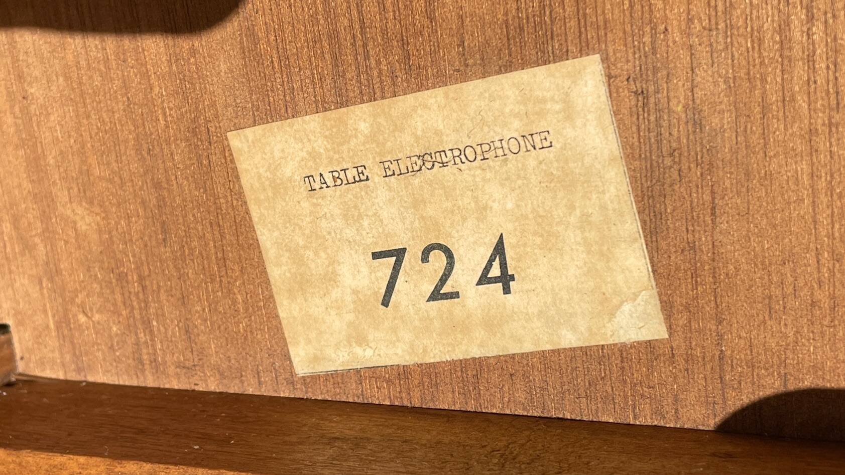 Meuble géométrique electrophone vintage