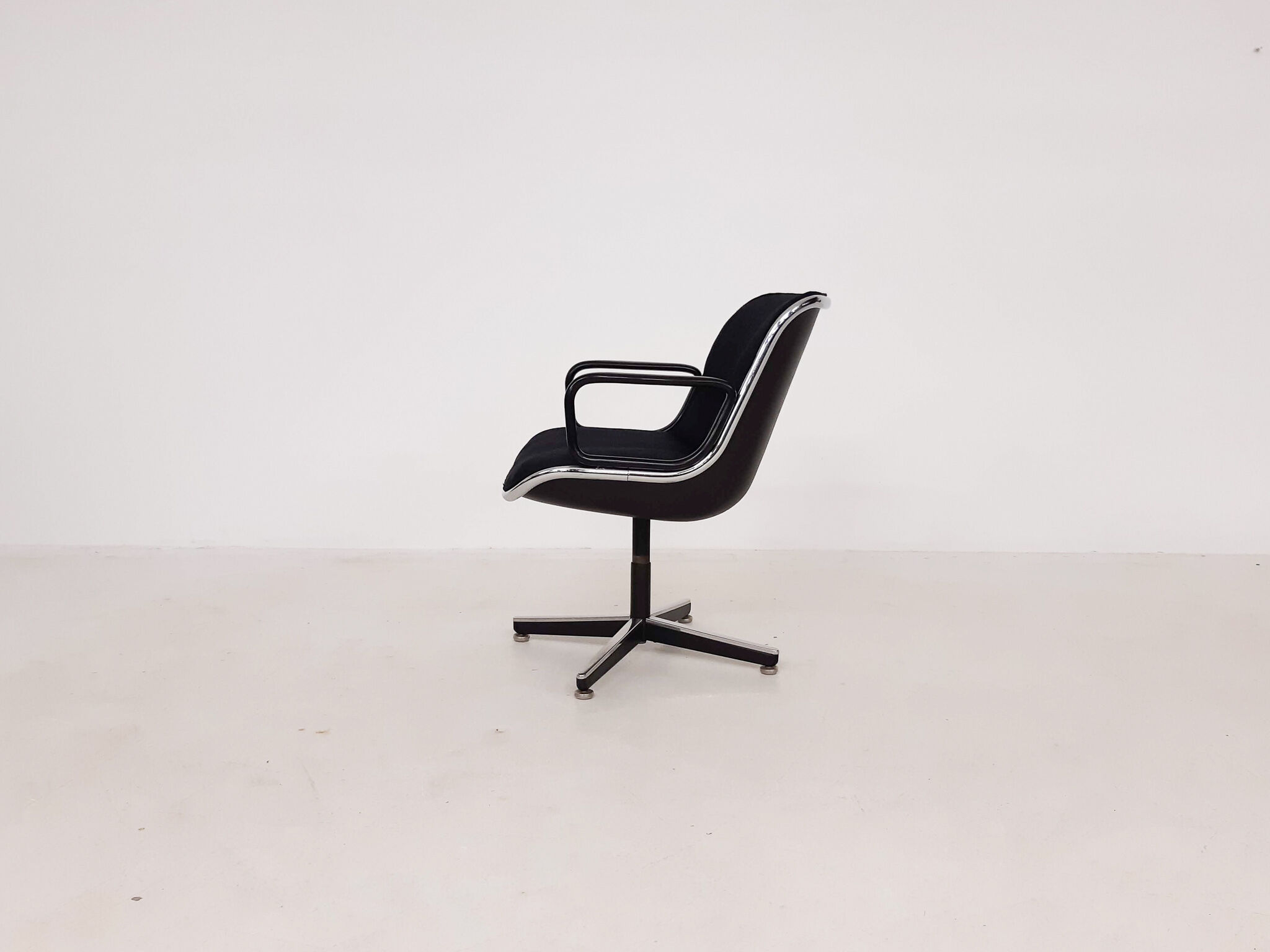 Charles Pollock for Knoll office chair, Germany 1963