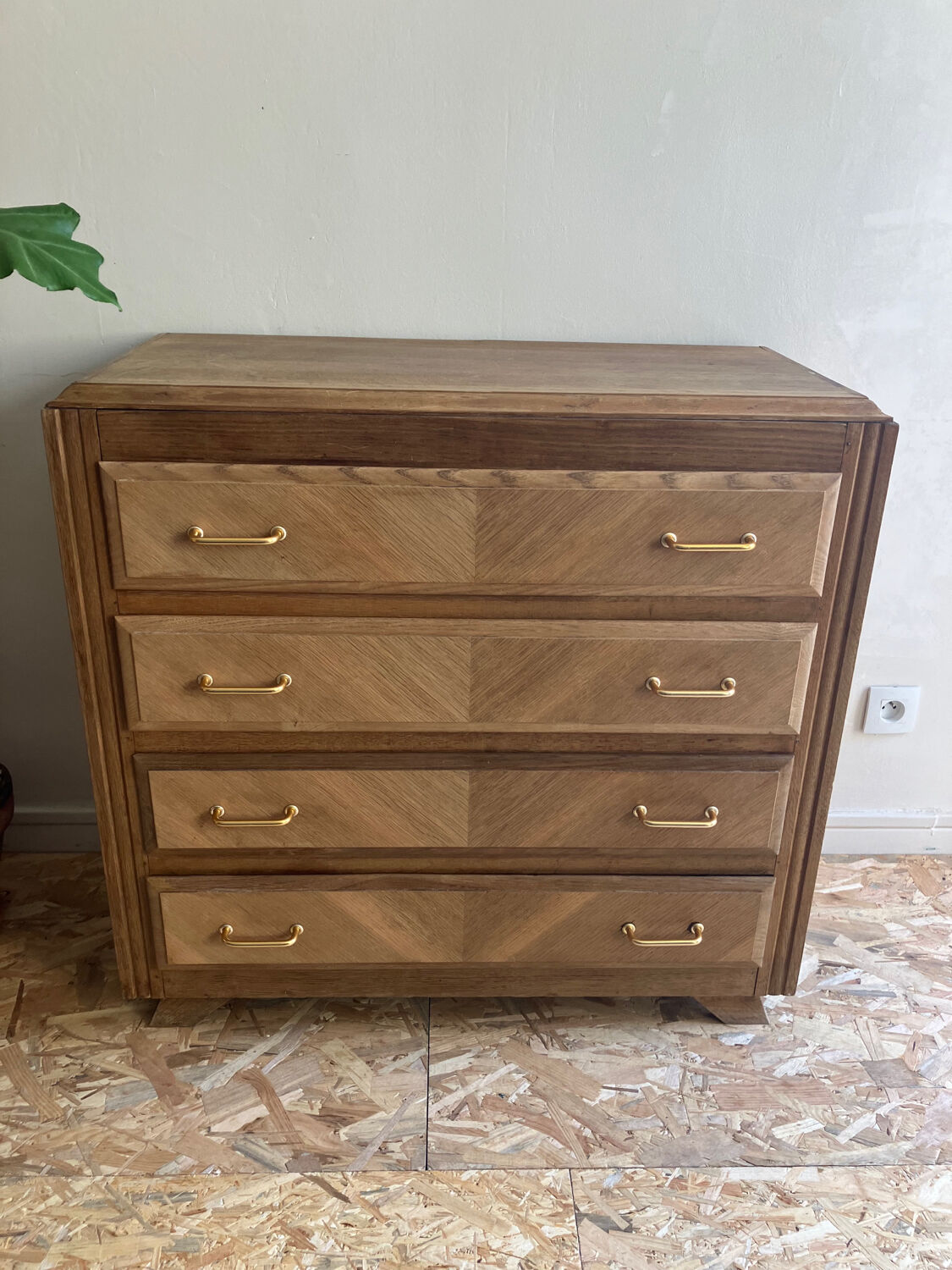 Chest of drawers 4 drawers
