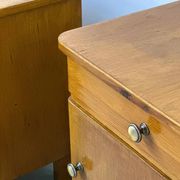 Paire de tables de nuit vintage Art Déco, années 1930-1940