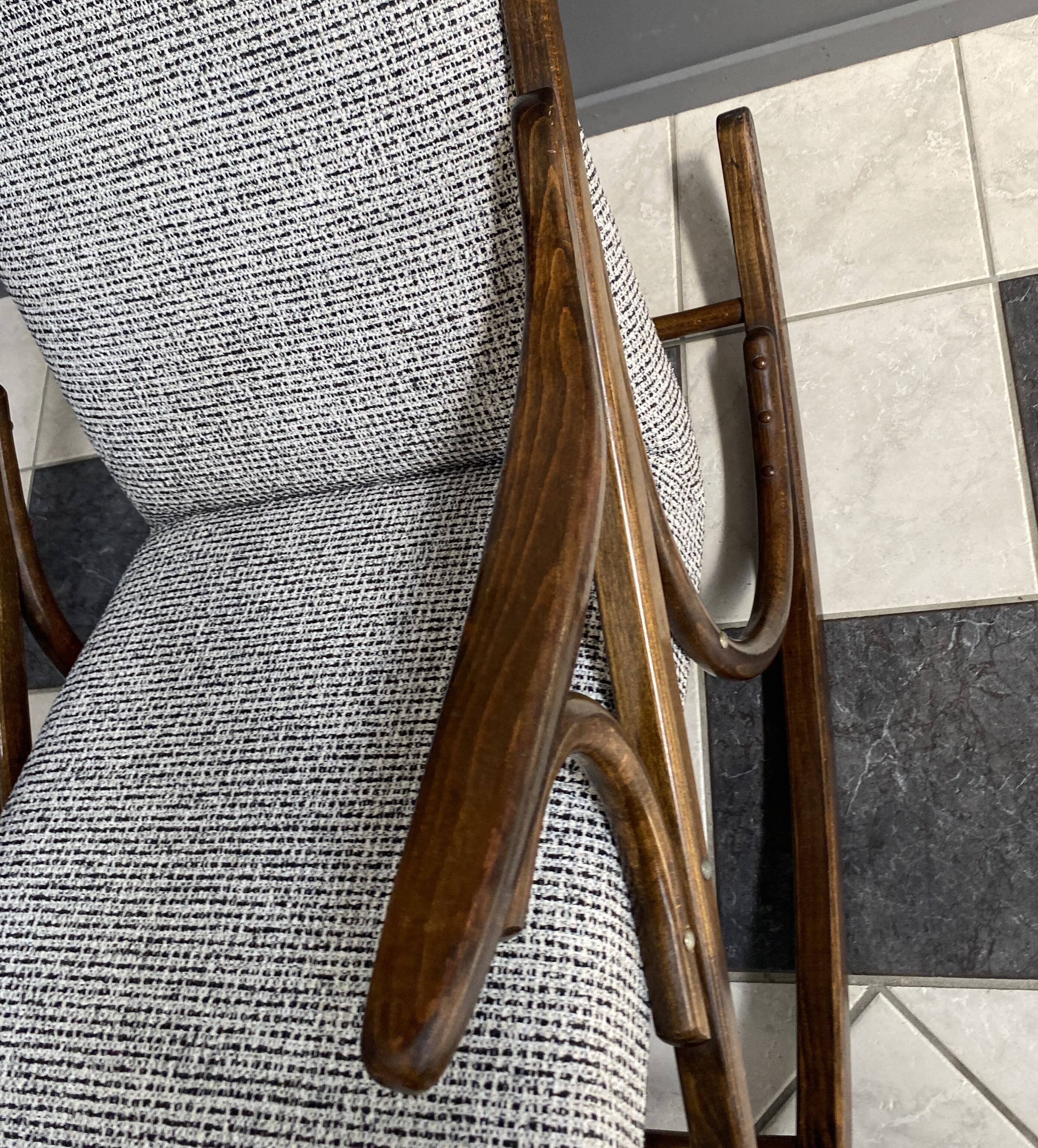 Fauteuil à bascule par TON / Thonet années 1960