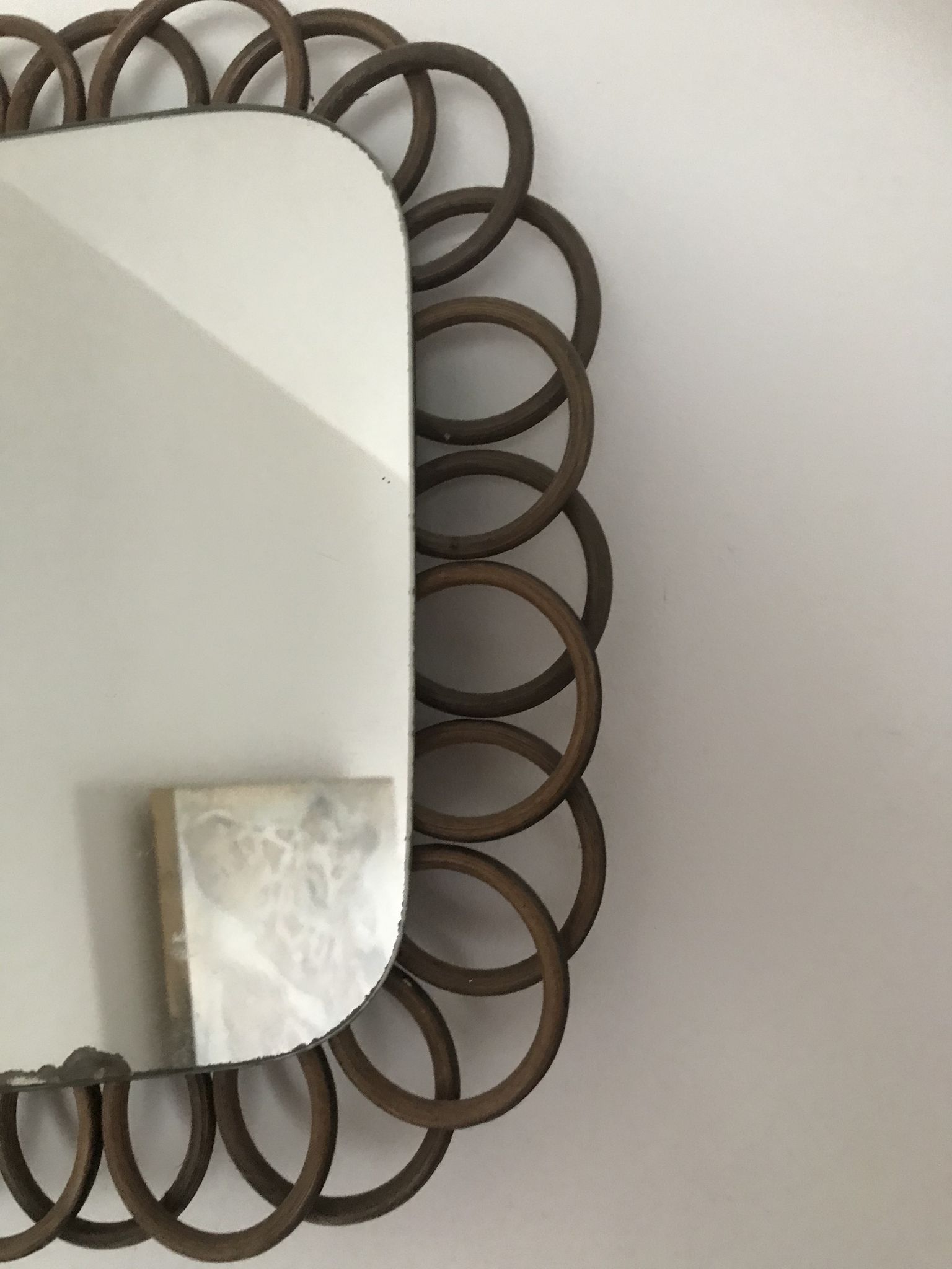 Miroir vintage en rotin 32x40 cm