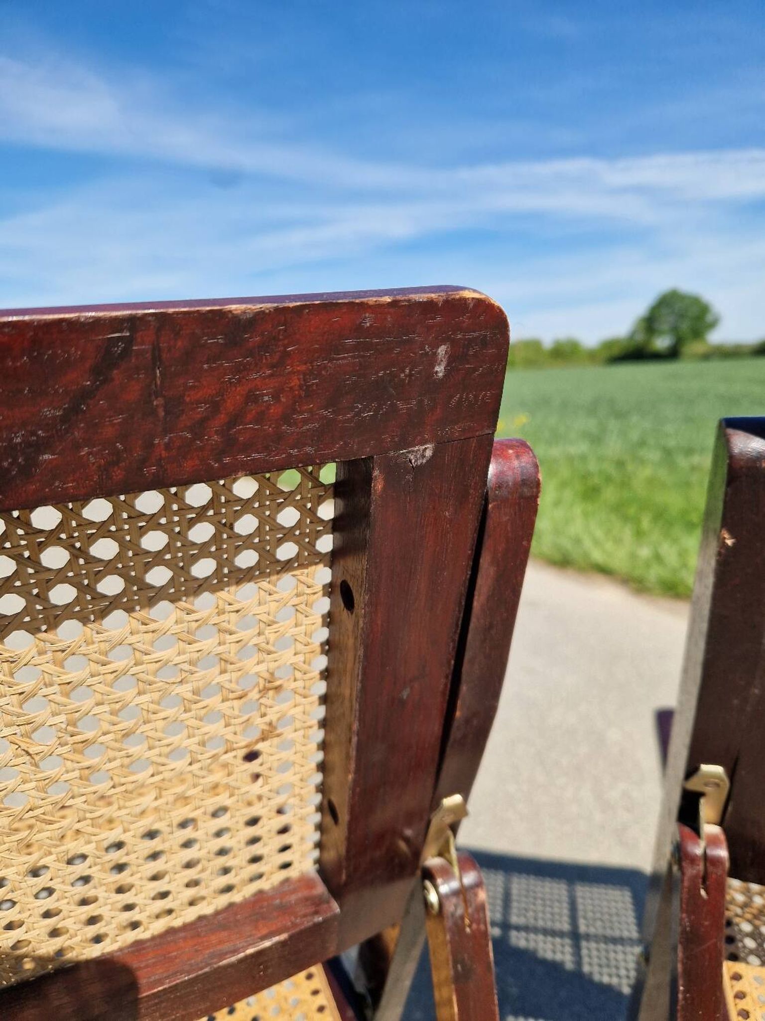 Lot de 2 chaises pliantes en bois et cannage