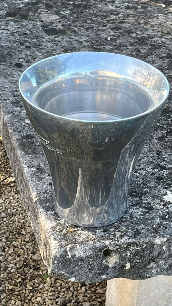 Seau à champagne Perrier Jouet, baignoire à champagne vintage en étain français.