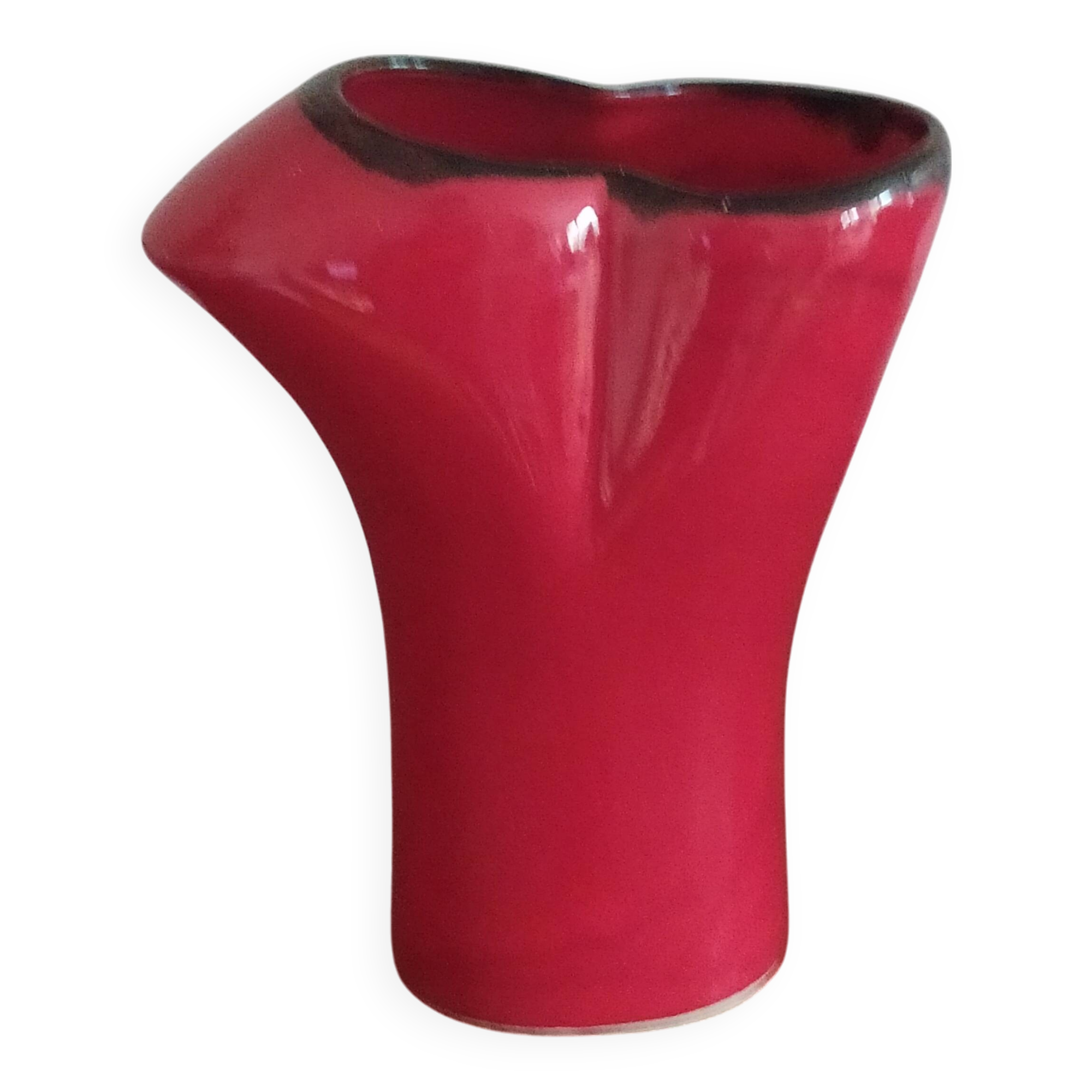 red ceramic designer vase by Les Grottes de Dieulefit