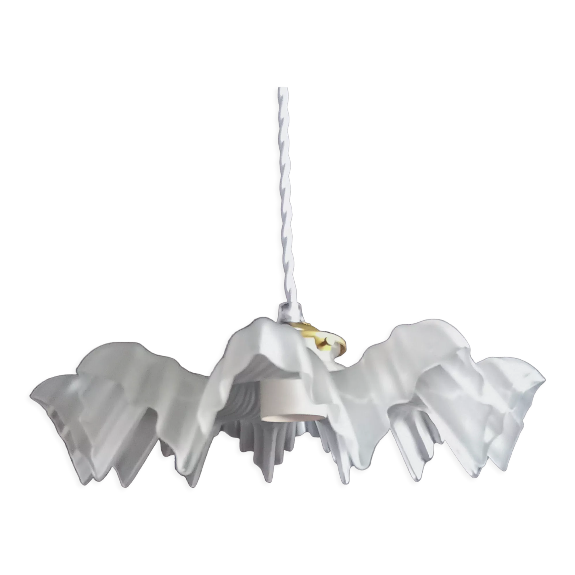 Antique suspension lamp in frosted white glass