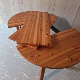 Pine table