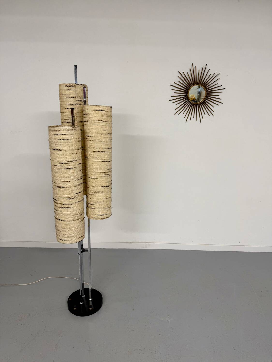 Ancien lampadaire des années 70 design Lemag vintage chromé 