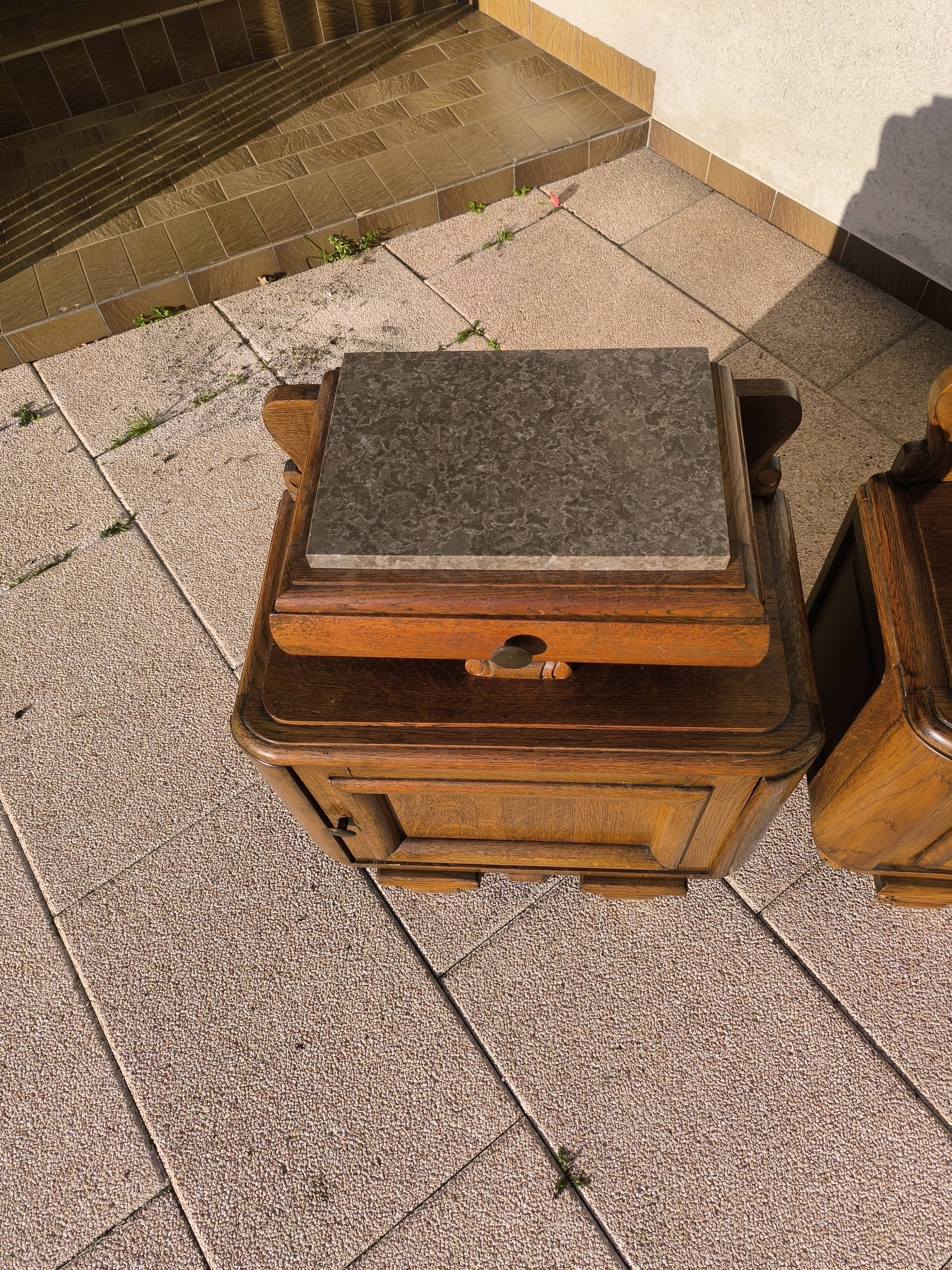 Set of 2 marble and wood bedside tables