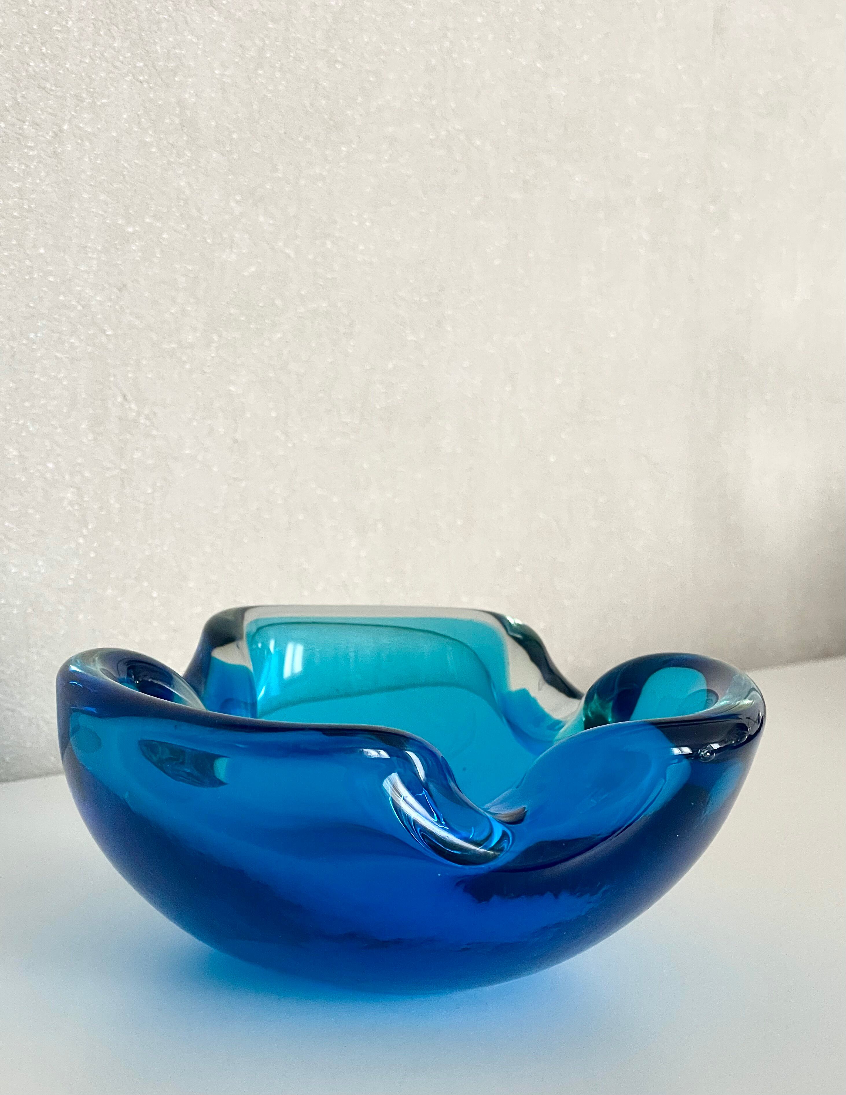 Murano Sommerso blue vide-poche 1970.