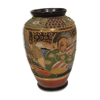 Small Chinese vase