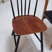Chaises du milieu du siècle