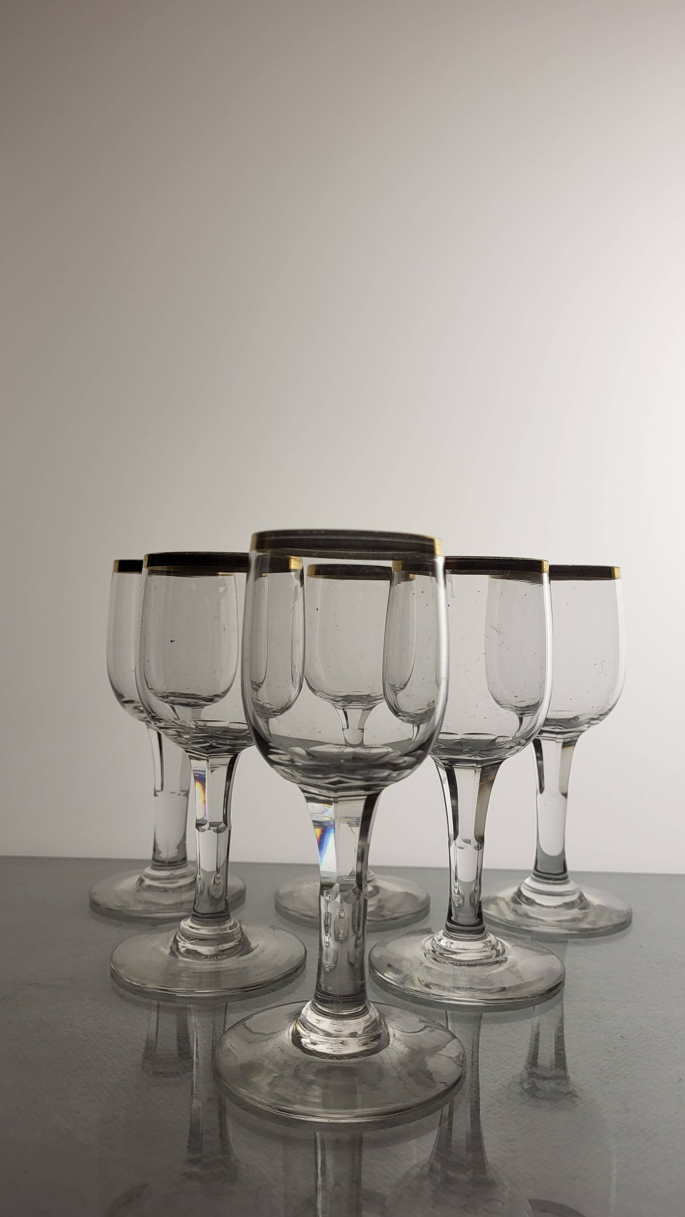 12 crystal liqueur/aperitif glasses