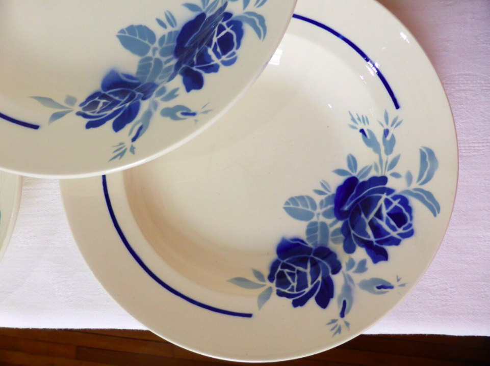 Set of 5 vintage flat plates from Grimaud Strasbourg, Poitiers model, porcelain