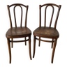 Anciennes chaises bistrot dans le style Thonet