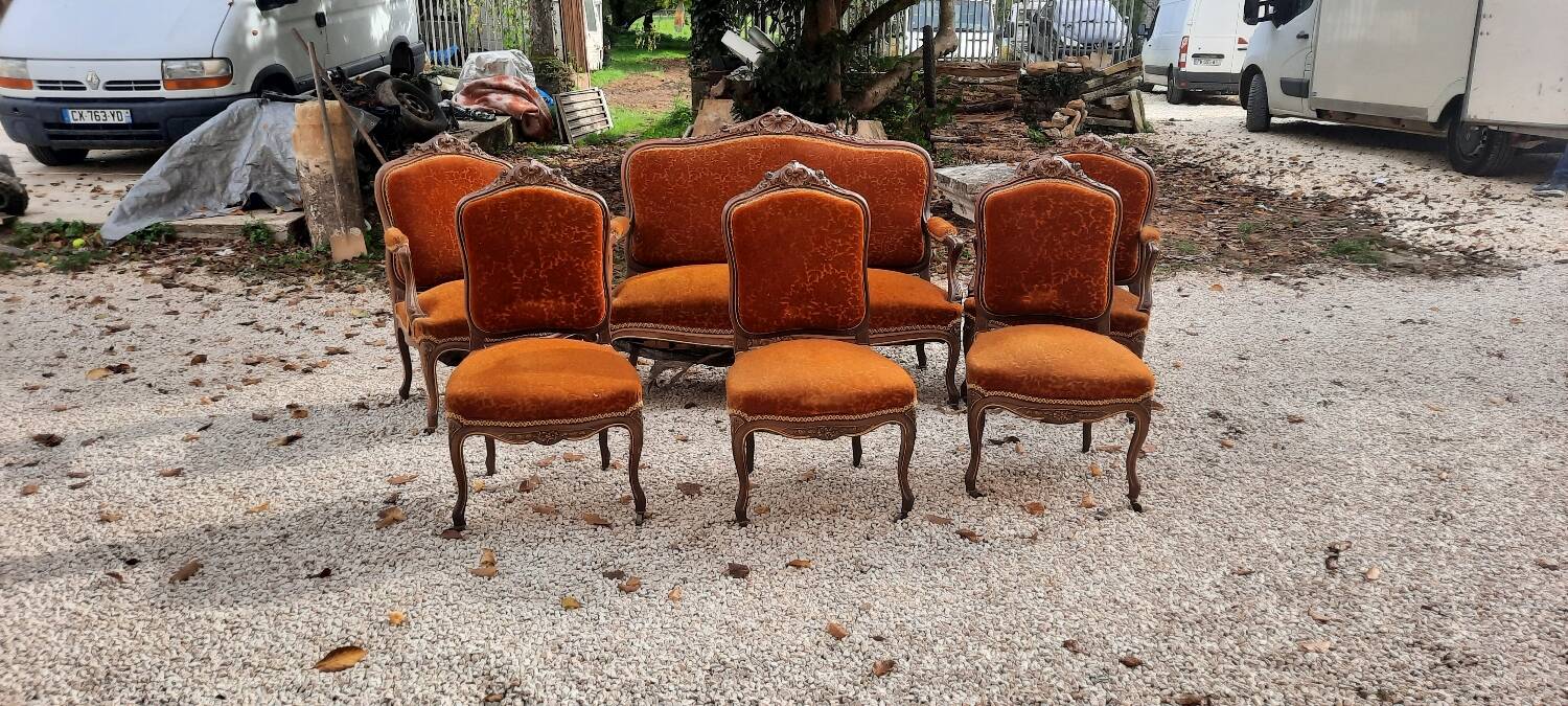 Complete Louis XVI style living room