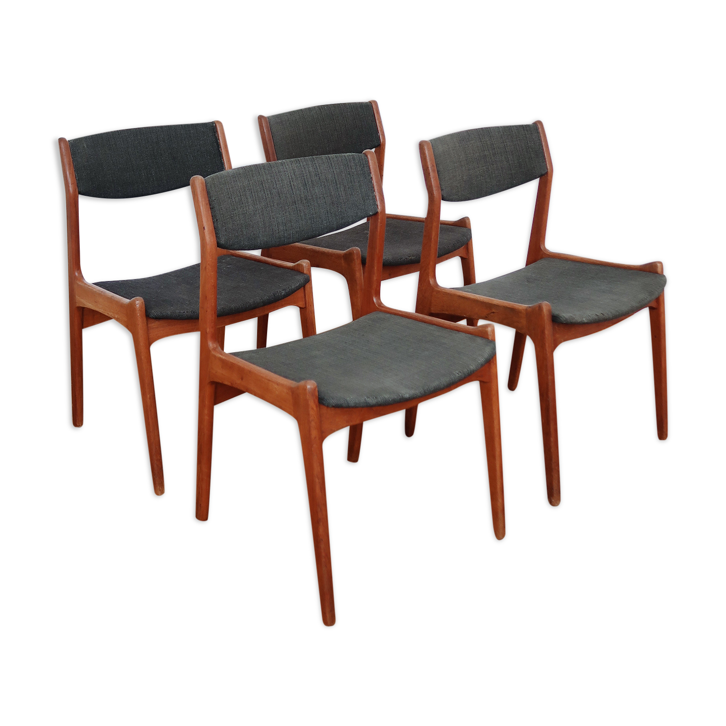 4 chaises vertes danoises estampillées