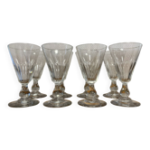Suite de huit importants verres en cristal taillé à facettes époque XIX
