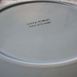 Six Pornic plates with fish and crayfish