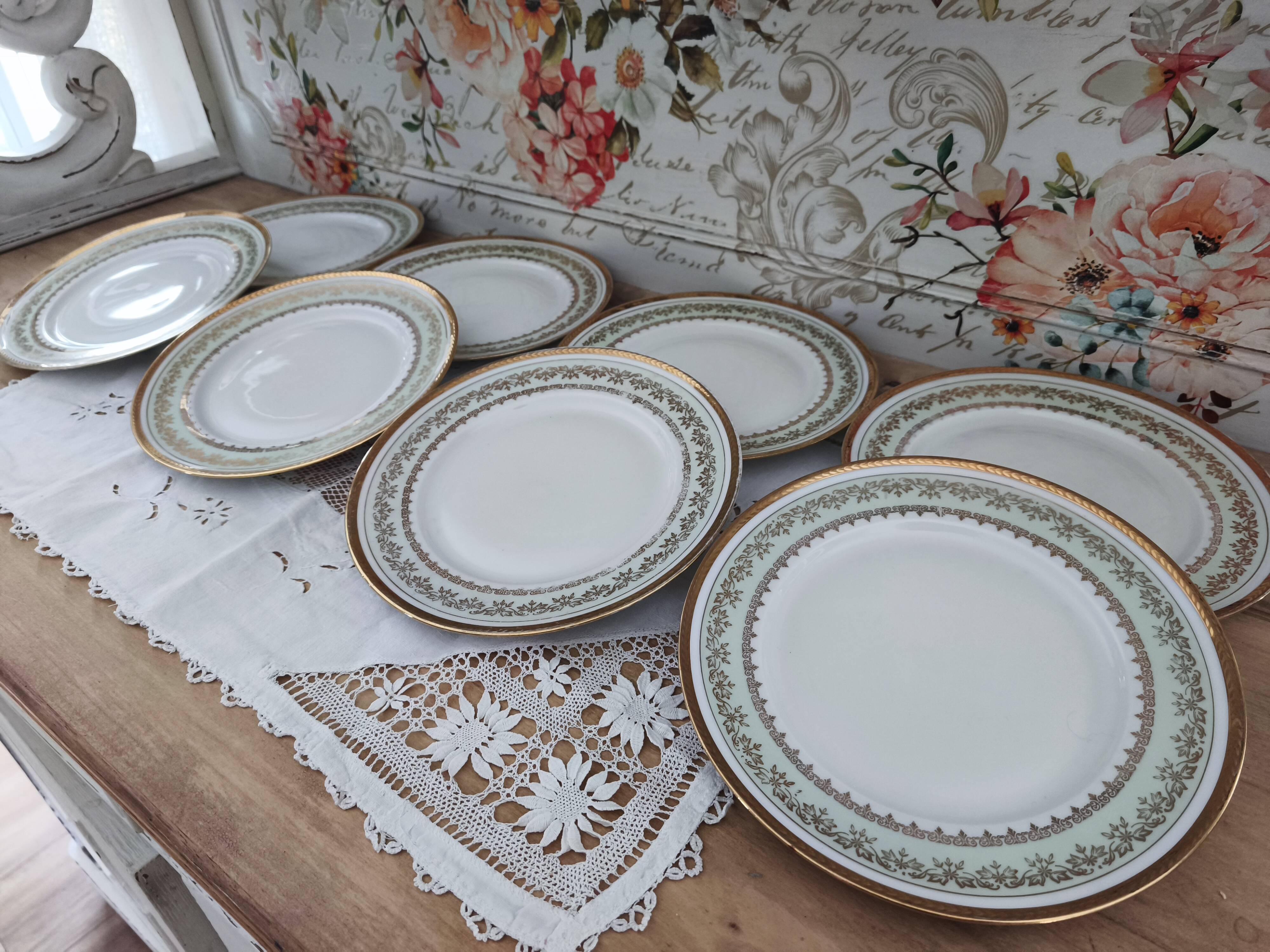 Set of 8 PL France porcelain dinner plates, water green marli and frieze