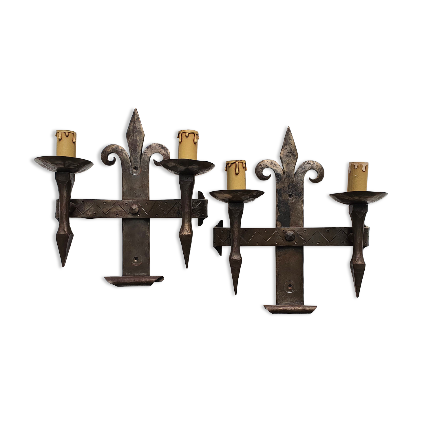 Duo of wrought iron wall lamps Atelier Marolles