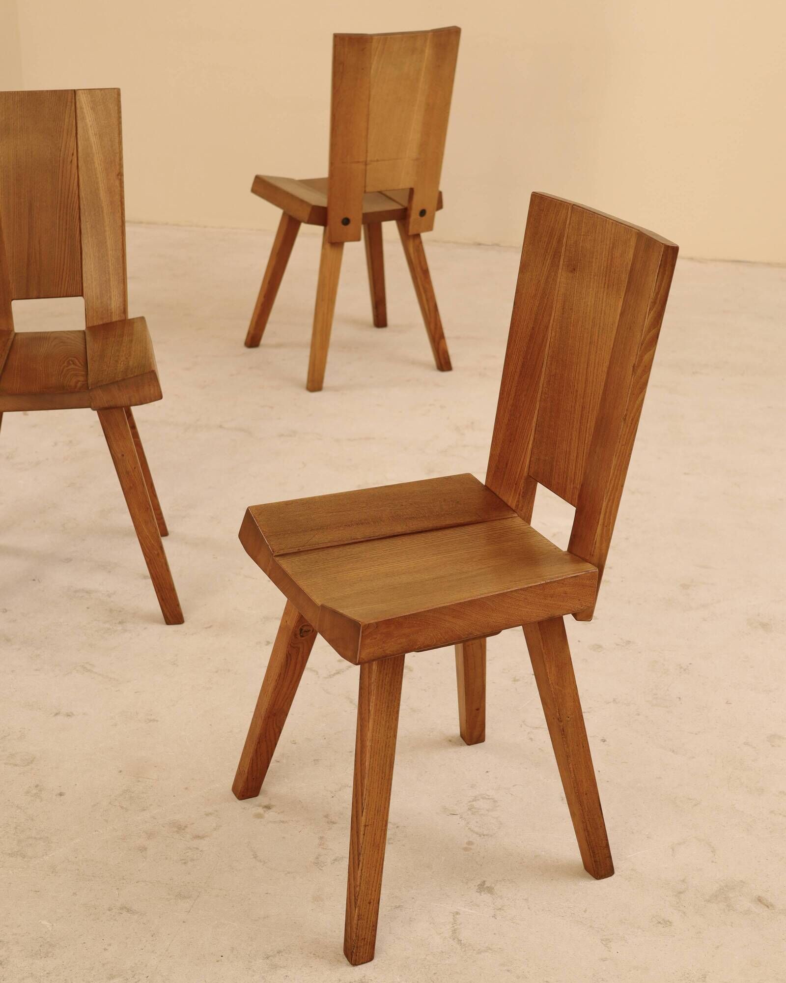 Chairs in elm, Atelier C. Demoyen, France, 1980s