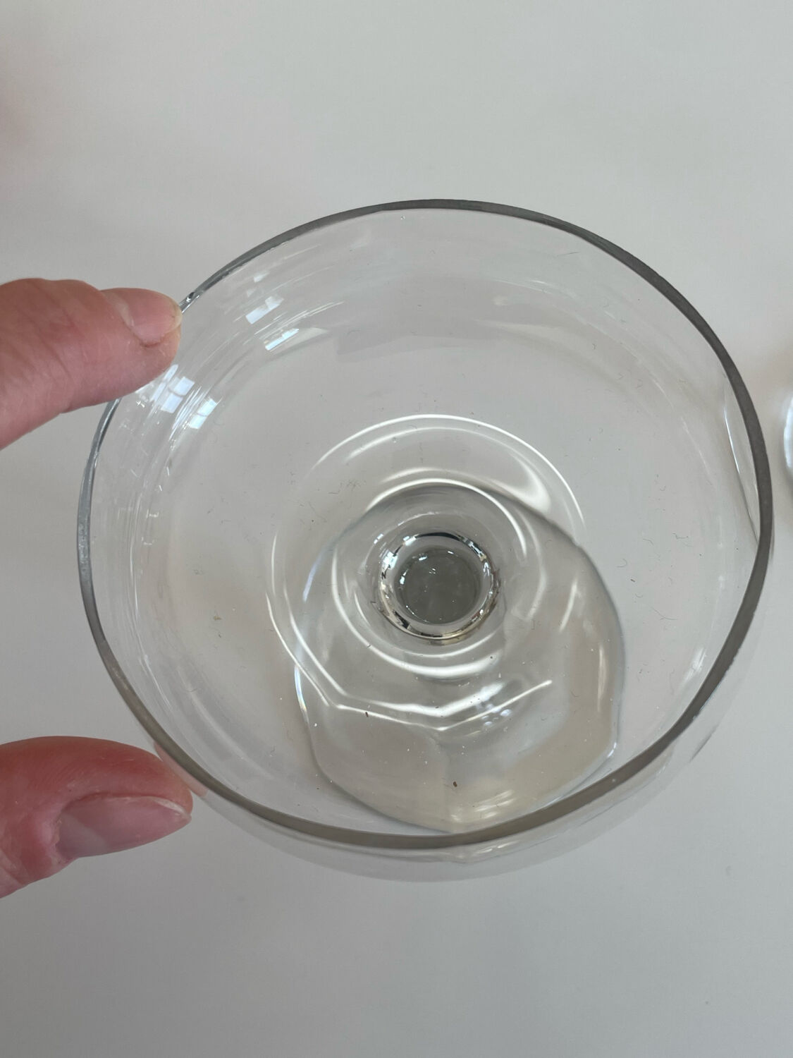 2 champagne coupes, cocktail coupes