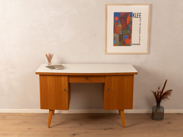 Bureau des années 1950