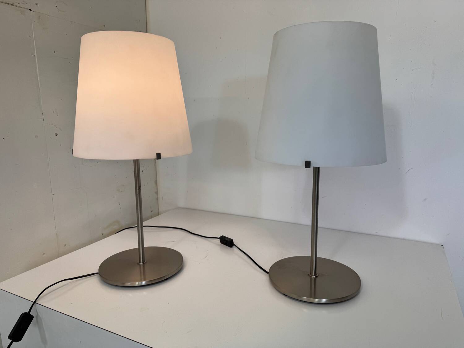 Italian Mid Century Modernist Fontana Arte table lamp, 1950s