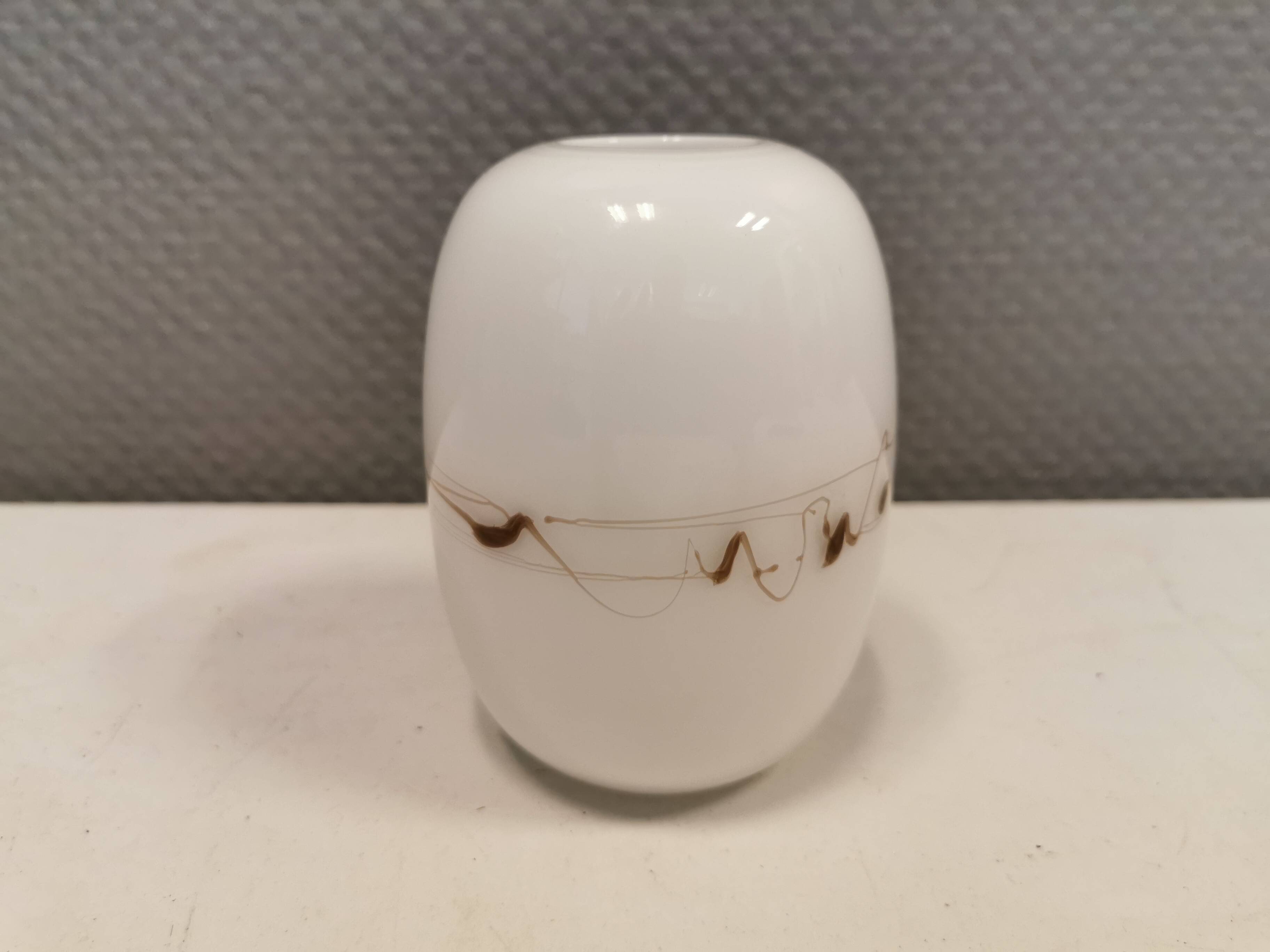 Small beautiful vase, designed by Michael Bang for Holmegaard Denmark in 1983.