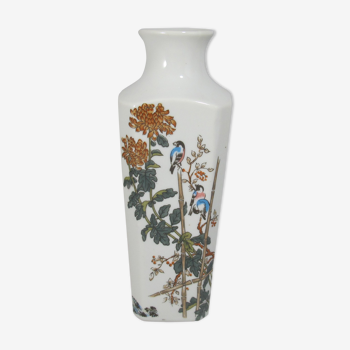 Vase en porcelaine