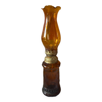 Oil lamp