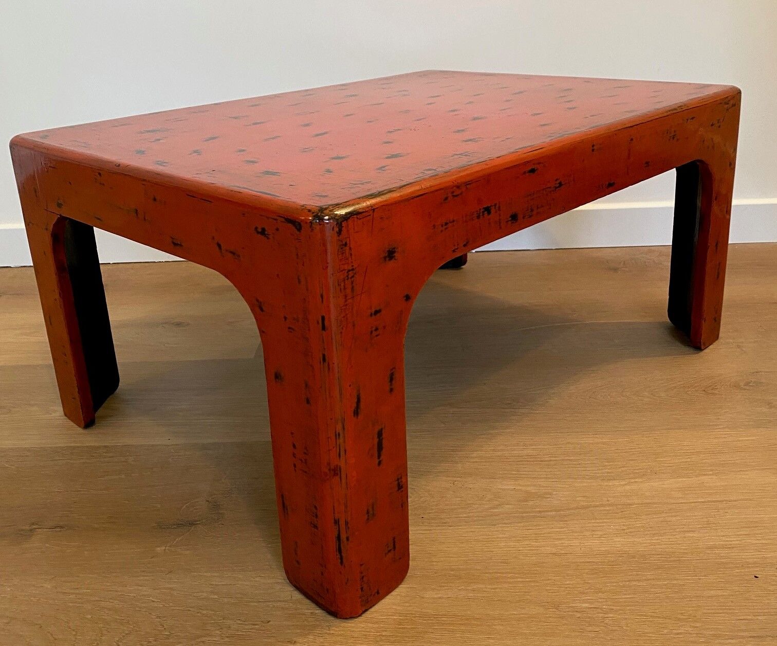 Table basse laquée du japon