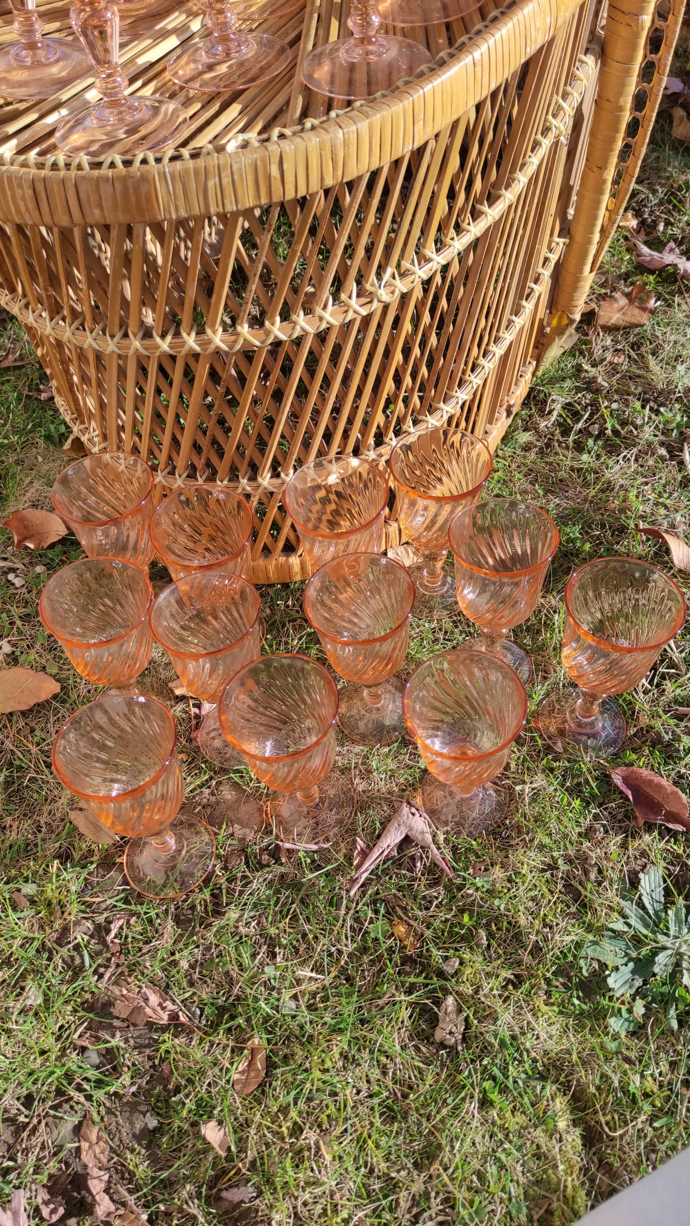 Set of twelve foot glasses Rosaline D'arcoroc Luminarc