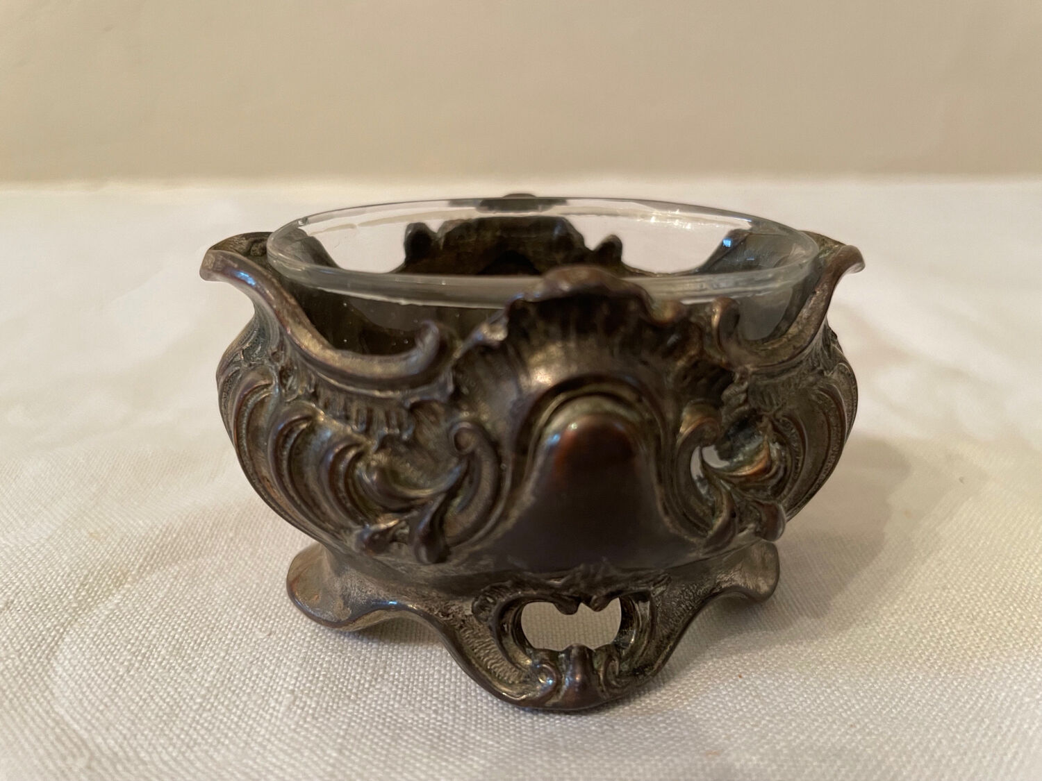 Silver metal salt shaker