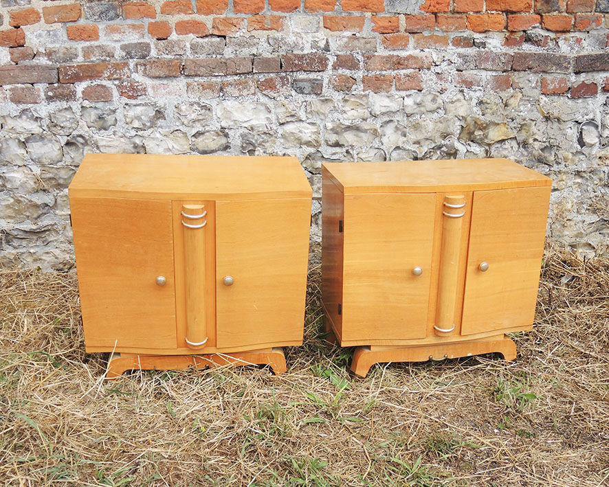 2 old bedsides table in blond wood