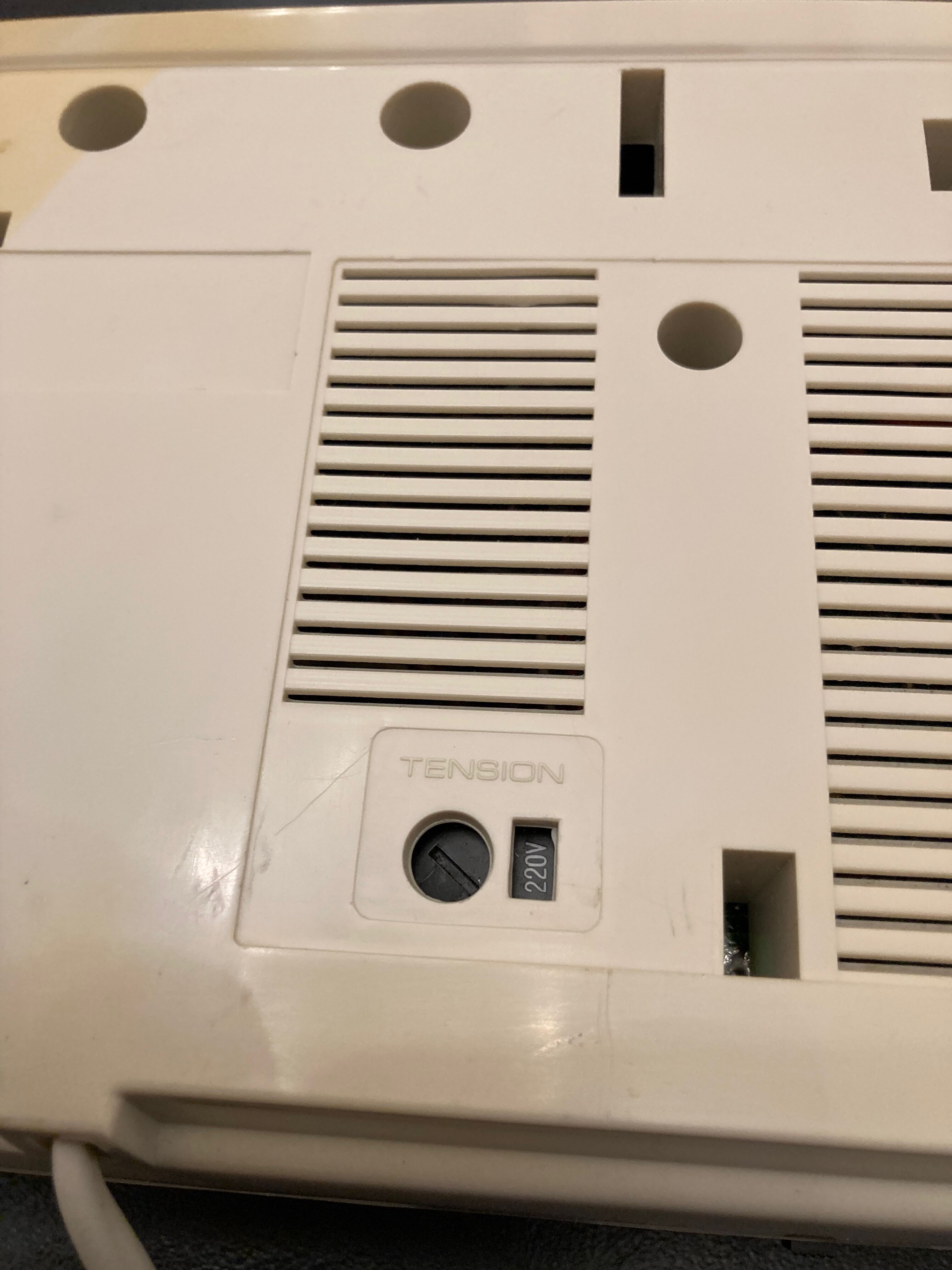 Radio vintage reveil a unfolding Continental Edison 1973