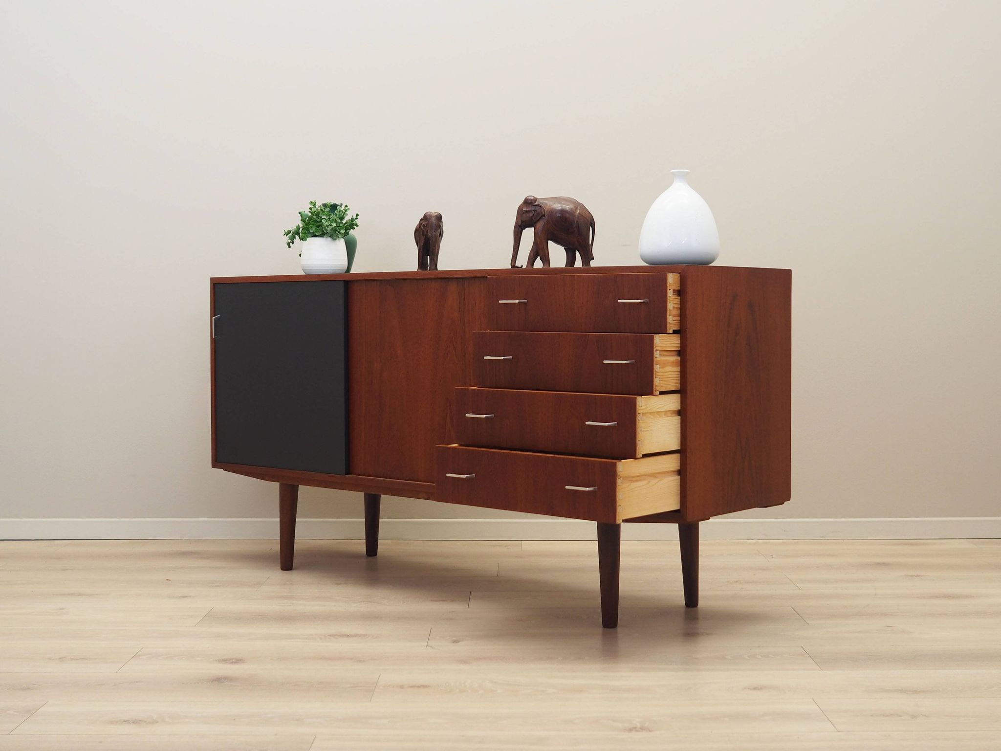 Enfilade danoise en teck, années 1960