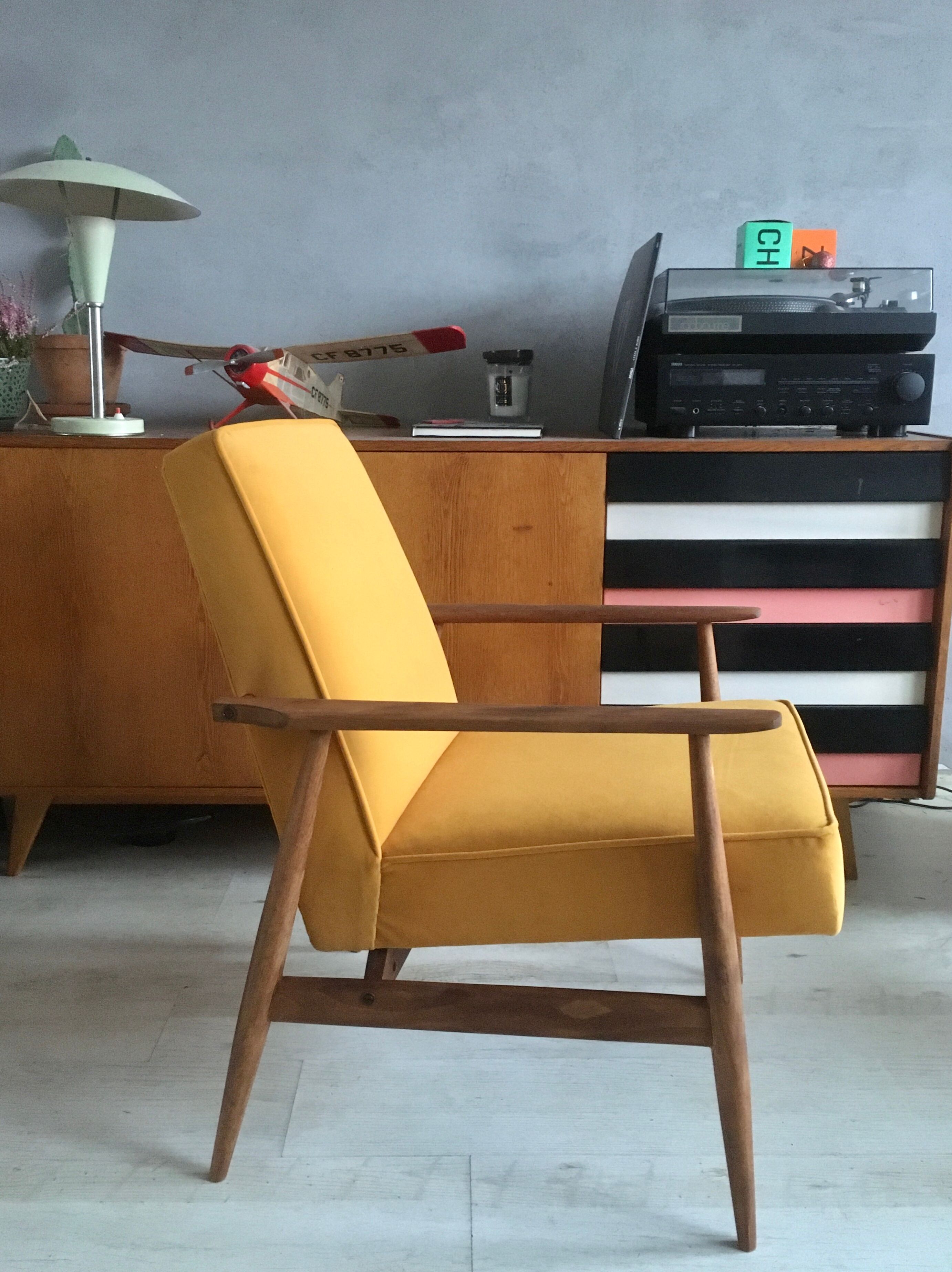 Fauteuil original vintage poli 300-190