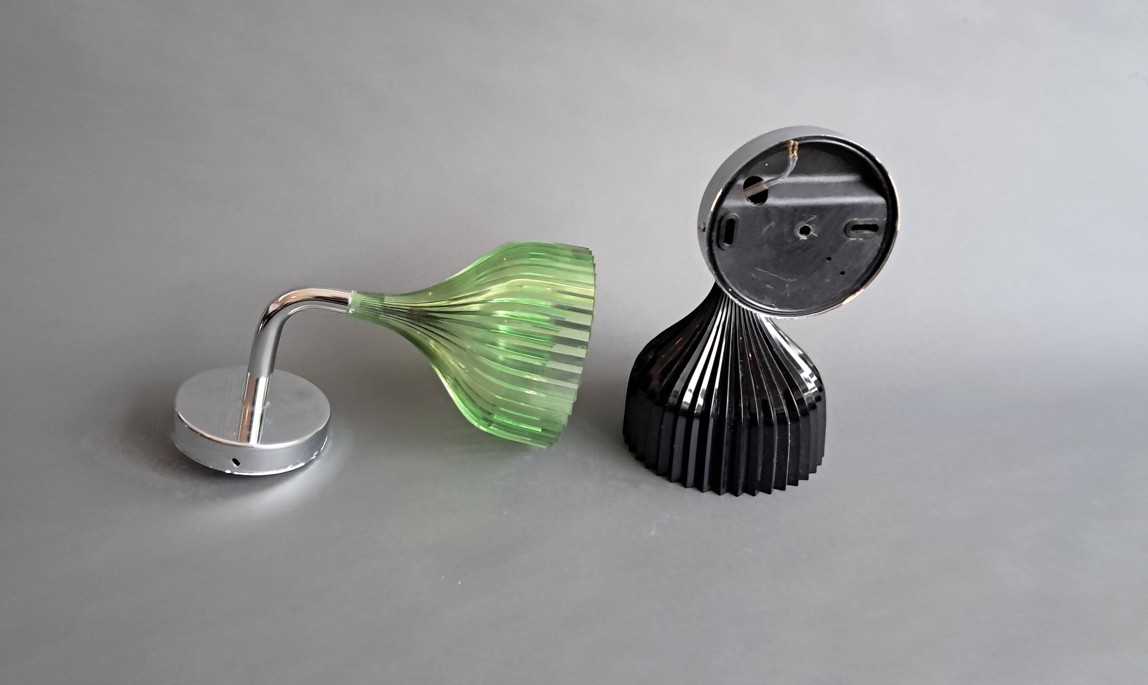 Paire d'appliques "E" par Ferruccio Laviani pour Kartell