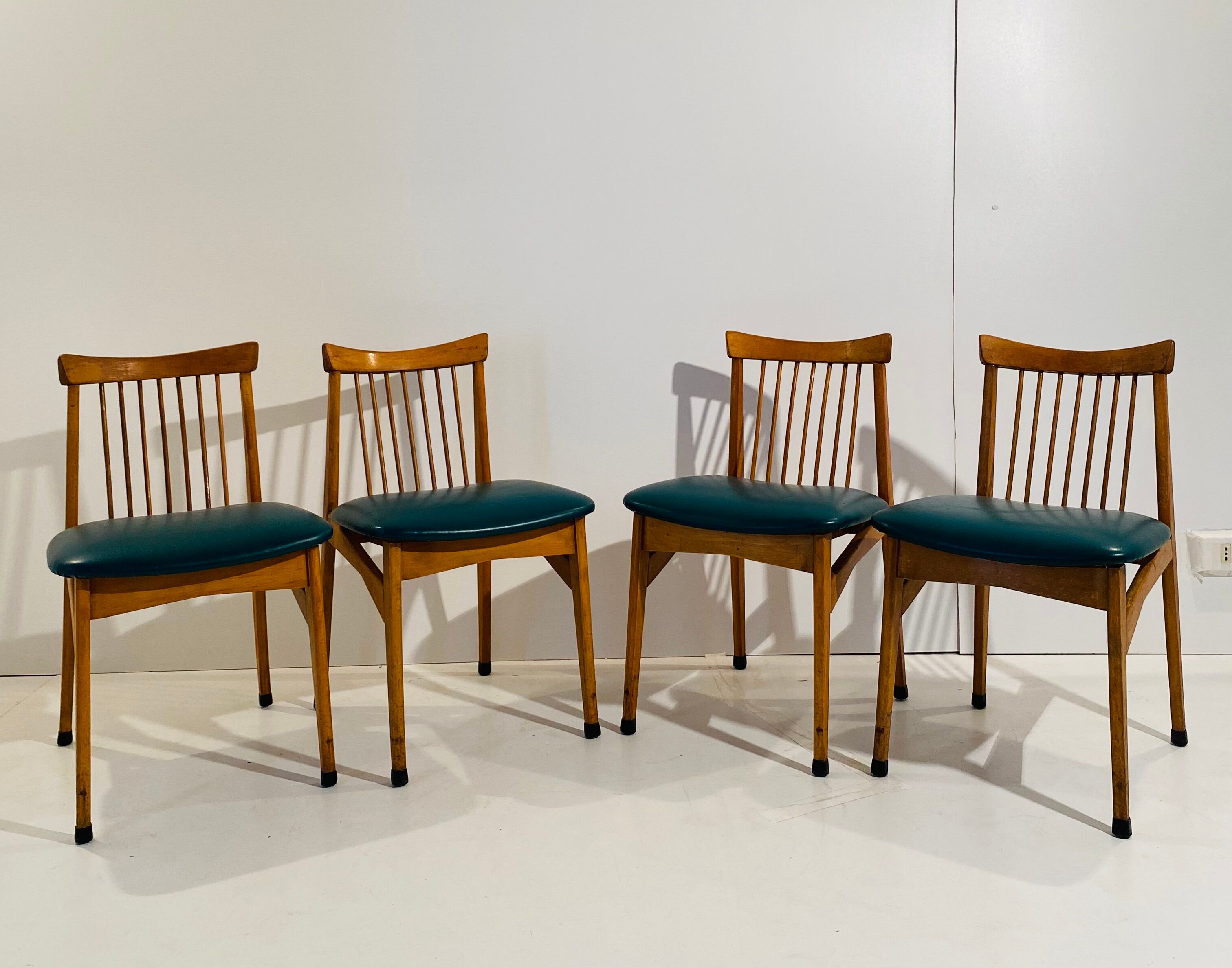 Vintage dining chairs, set of four, Italy 1960s