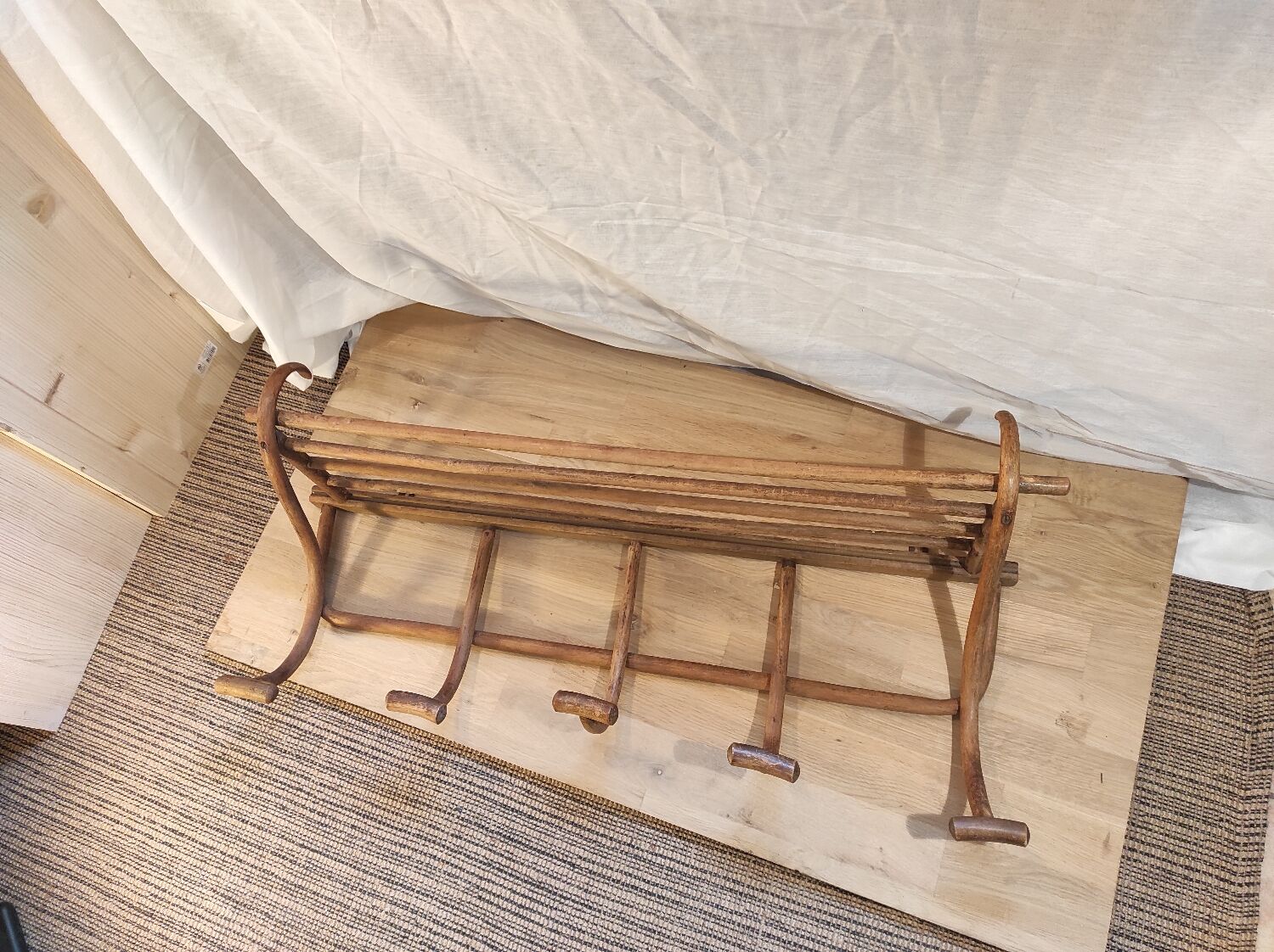 Wall coat rack 1900