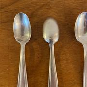 6 vintage silver plated small spoons from the 1960s