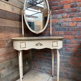 60s Italian style hairdresser