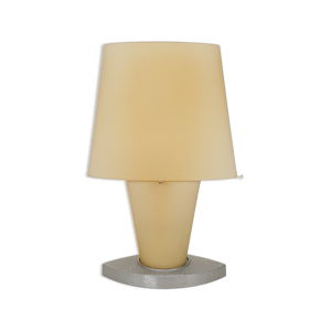 lampe de table modèle