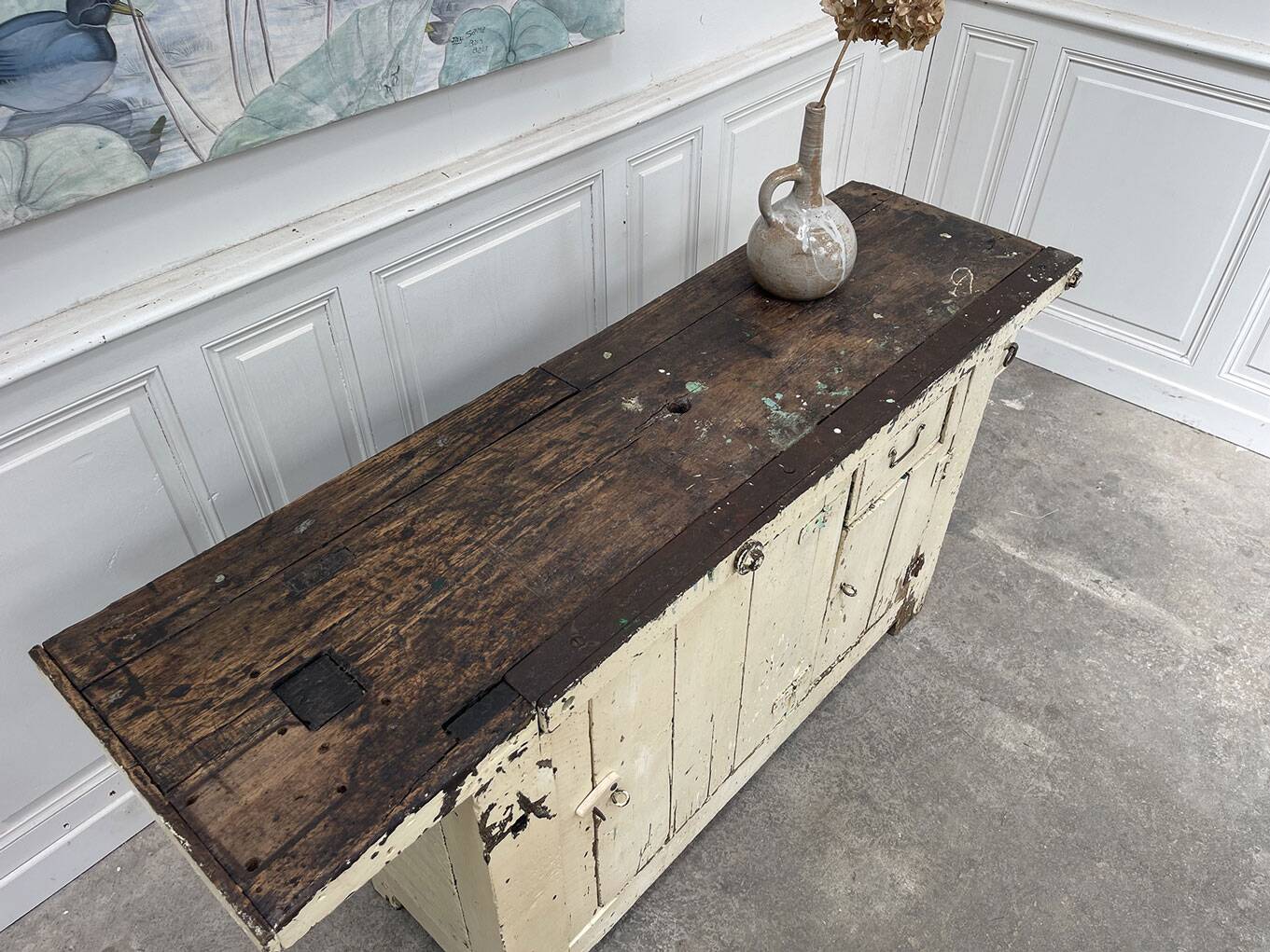 Small 1900 workbench with beautiful light patina
